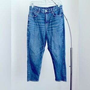 American Eagle Curvy Mom Jeans | Size 8 Short | High Rise Stretch Denim